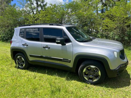 JEEP RENEGADE 1.8 16V FLEX SPORT 4P AUTOMÁTICO JEEP RENEGADE 1.8 16V FLEX SPORT 4P AUTOMÁTICO